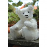 WIT.A53200 Набор для изготовления вальдорфской игрушки DE WITTE ENGEL Белый медвежонок h=18см
